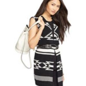 NWT RALPH LAUREN BLACK/ WHITE KNIT VEST SIZE /L XL